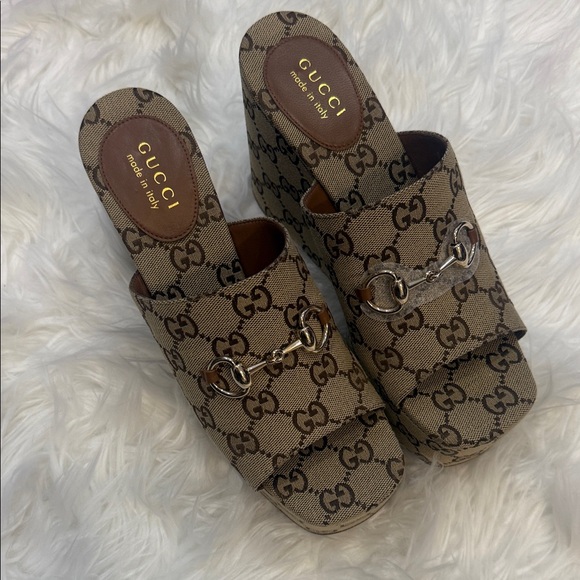 Gucci Shoes - Gucci Women's Beige GG Canvas Espadrilles size 39Brand New!